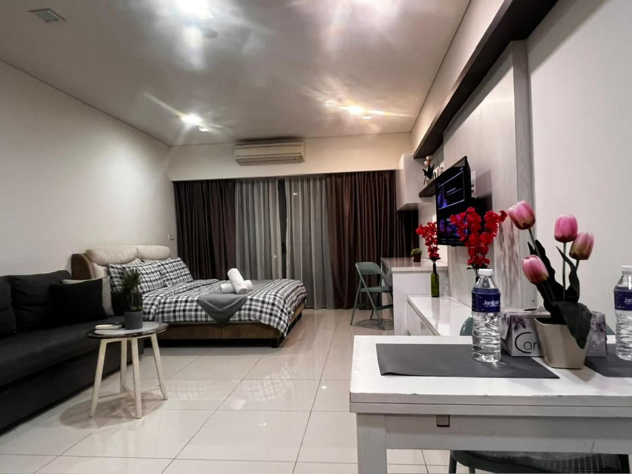 Mercu Summer Suites Klcc By Minutepointhome Куала-Лумпур Екстер'єр фото